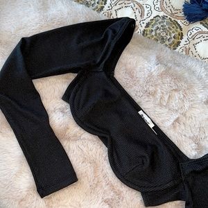 Black Princess Polly cropped top.